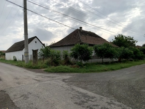 Casa individuala în Otelec - 3.313 mp teren - 2 fronturi stradale