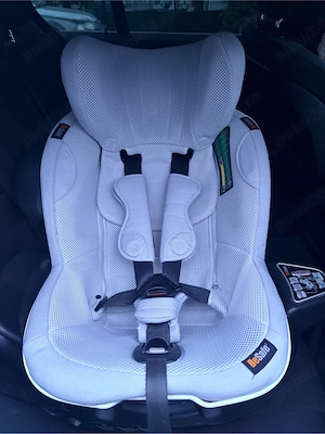 Scaun auto Besafe izi turn 