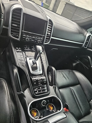 Porsche Cayenne 3.0  - imagine 4