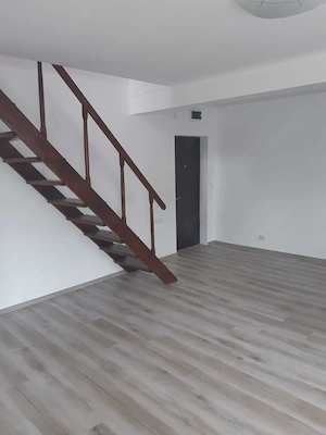 3 camere tip duplex - 2 bai - 87mp - Centrala proprie - imagine 4