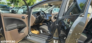 Seat Altea Freetrack 4x4 an 2009 motor 2000 cm3 benzina 200 c,p xenon Navi  - imagine 6