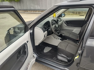 Skoda Fabia benzina 12 EURO 5 FAB 2012 - imagine 5