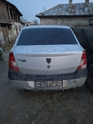 Dezmembrez Dacia Logan  - imagine 3