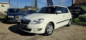 Skoda Fabia an 2010 motor 1200 cm3 benzina euro 5 clima incalzire scaune  - imagine 2