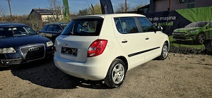 Skoda Fabia an 2010 motor 1200 cm3 benzina euro 5 clima incalzire scaune  - imagine 4
