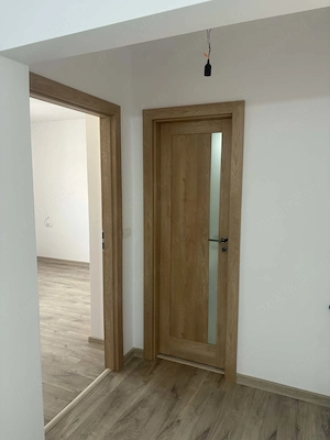 Apartament de 3 camere zona Calea Bucuresti(zona Liceul de Informatica)