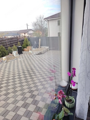 Casa cu etaj de vanzare