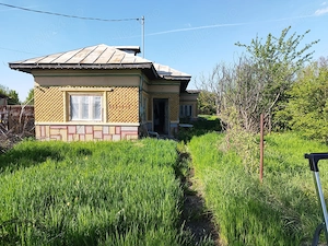 Casa de vanzare,cu acces la DN7,sau schimb cu teren in BUTIMANU. - imagine 9
