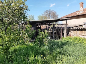 Casa de vanzare,cu acces la DN7,sau schimb cu teren in BUTIMANU. - imagine 3