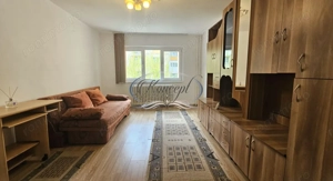 Apartament decomandat, la etajul 1 - imagine 2