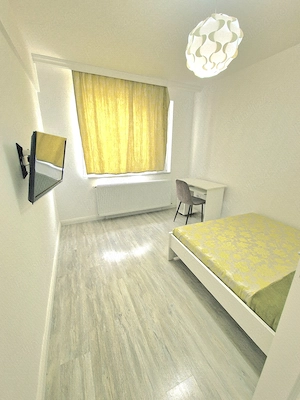 Apartament 4 camere - imagine 10