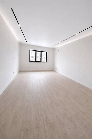 Apartament 3 camere Baia Comunala, etaj 1,ST-83 mp - imagine 2