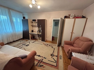 vind apartament in hundoara 2 camere 