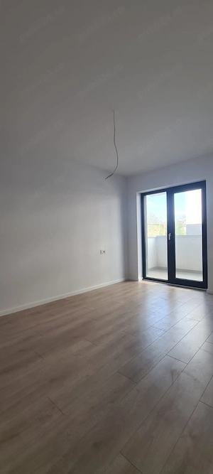 2 Camere Complex Vega, etaj 1,ST-72 mp