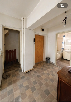 Vând apartament 2 camere Piata Marasti