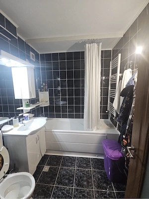 vand apartament 2 camere - imagine 5