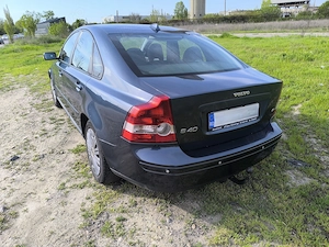 Volvo S40 1.8 benzina GPL 125CP 2005 E4 - imagine 4