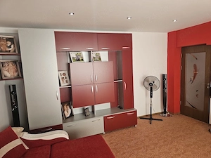 vand apartament 2 camere - imagine 7
