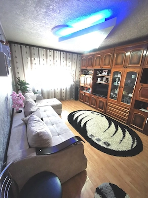 Apartament 2 camere Piața Centrală  - imagine 3
