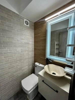 Penthouse Exclusiv cu Terasă Panoramică și Vedere la Lac  - imagine 5