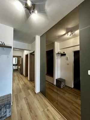 Penthouse Exclusiv cu Terasă Panoramică și Vedere la Lac  - imagine 13