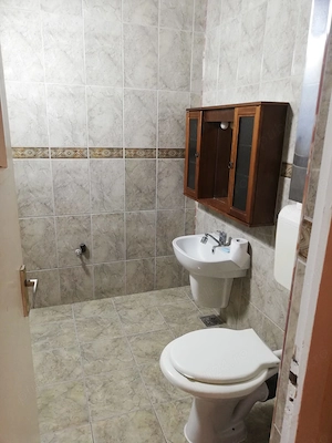 Vand apartament 3 camere cu spatiu generos - imagine 3