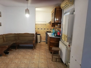 Vand apartament 3 camere cu spatiu generos - imagine 6