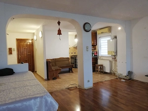 Vand apartament 3 camere cu spatiu generos - imagine 7