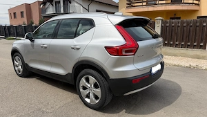Volvo xc 40 awd momentum d3 at8 - imagine 2