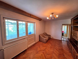 Vand apartament cu 2 camere decomandat in Calea Lipovei 78.000 euro - imagine 5