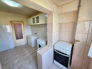 Vand apartament cu 2 camere decomandat in Calea Lipovei 78.000 euro - imagine 13