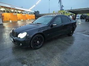 Mercedes-Benz C class - imagine 4