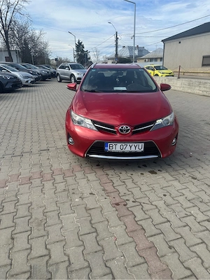 Toyota auris  - imagine 2
