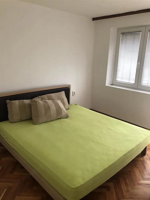 Garsoniera de inchiriat in zona  Andronache