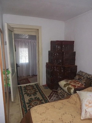 Casa plan parter de vanzare in Munteni de Jos la 4 km de mun Vaslui - imagine 8
