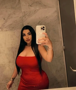 milf 36 ani draguta simpla fara figuri par pubian  - imagine 2