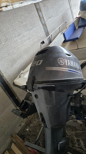Motor barca yamaha 20cp 