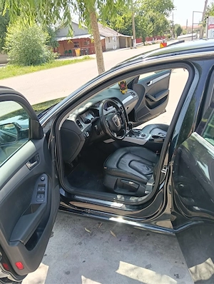 dezmembrez Audi a4B8 - imagine 3