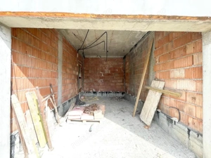 Duplex cu garaj 144mp utili, 340mp teren - Mosnita Noua - imagine 14