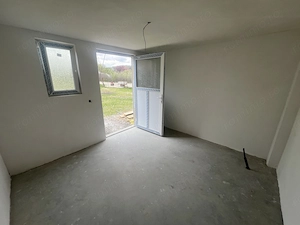 Spatiu comercial de inchiriat | 100 mp utili | 600 mp teren - imagine 4