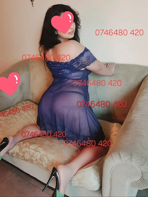 Brunetă  înaltă cu forme  atrăgătoare!!