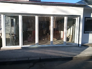 ofer spre închiriere spațiu comercial 