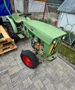 Tractor agricol