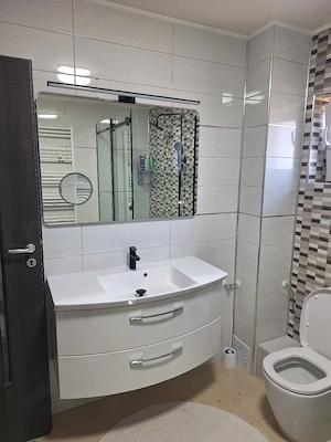 Proprietar, vand apartament ! - imagine 7