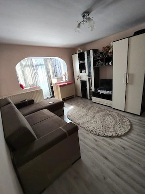 vand apartament 