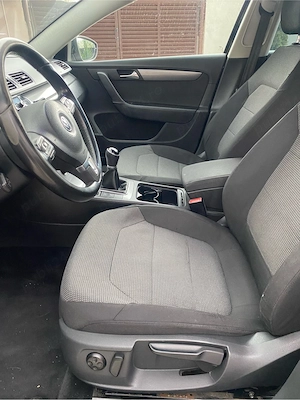 VW Passat B7 - imagine 8