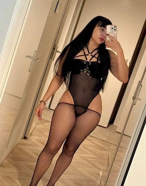 Matura cu Experiență . Milf. Masaj Erotic  - imagine 2