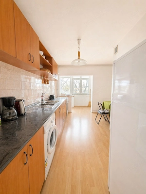 De închiriat apartament 3 camere Titulescu - imagine 5