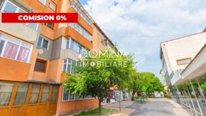 Vânzare apartament 2 camere, etaj 1, în Târgu Jiu - zona 8 Mai