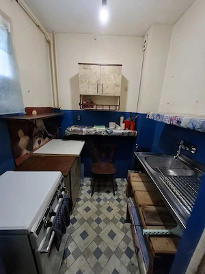 Vând apartament  2cam.conf.semidecomandat bloc de 4etaje la etajul  3 - imagine 3
